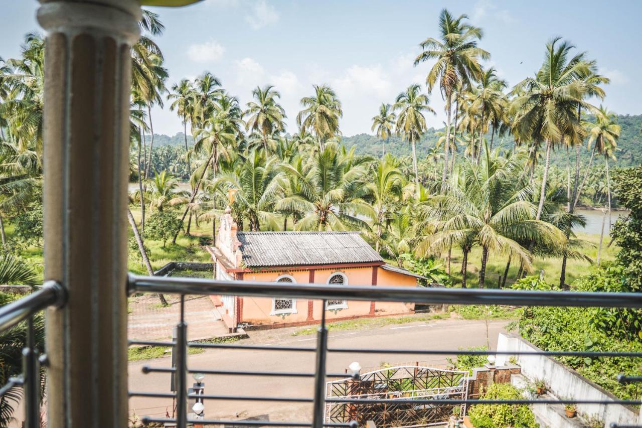 Dhanashree Riverview Hotel Corgao Exterior foto